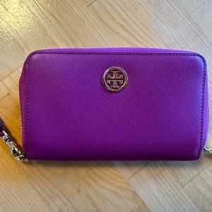 Tory Burch Wristlet
